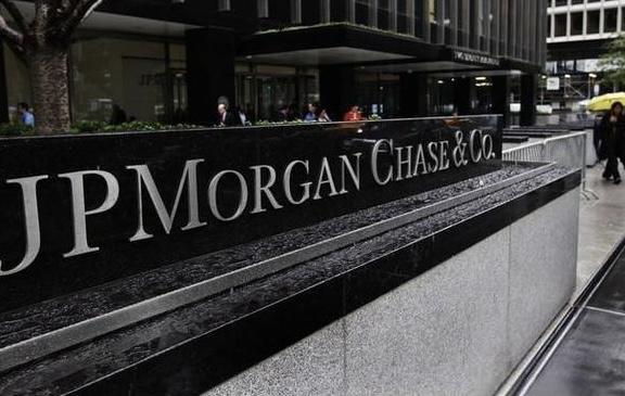 当前美国财政困境核心驱动力是利息支出爆炸性增长，财政纪律弱化

国际货币基金组织