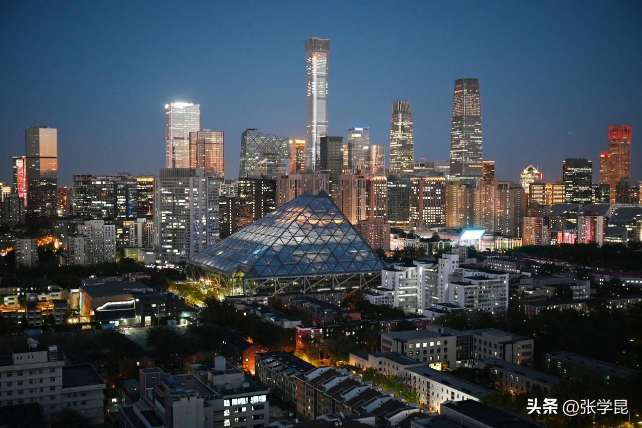 华尔街日报6月26日报道：“中国正准备出台新的法律工具，以回击来自国外的经济施压
