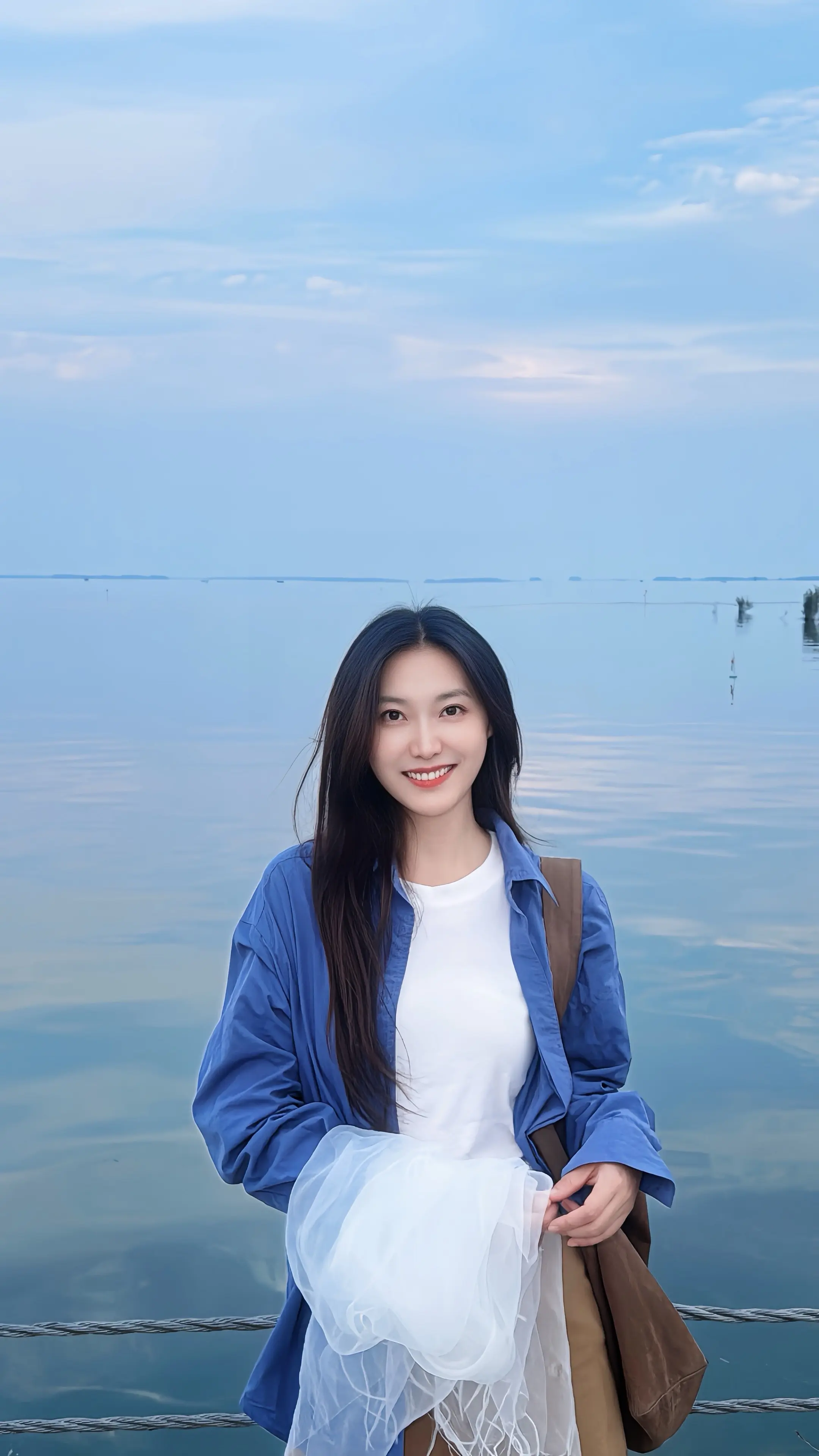 你怎么舍得 让我的泪流向海