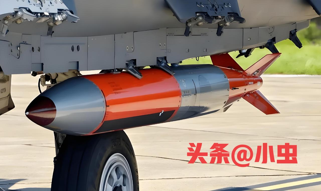 2026年8月28日，肯特在接受美国媒体人塔克·卡尔森采访时爆料：特朗普政府可能