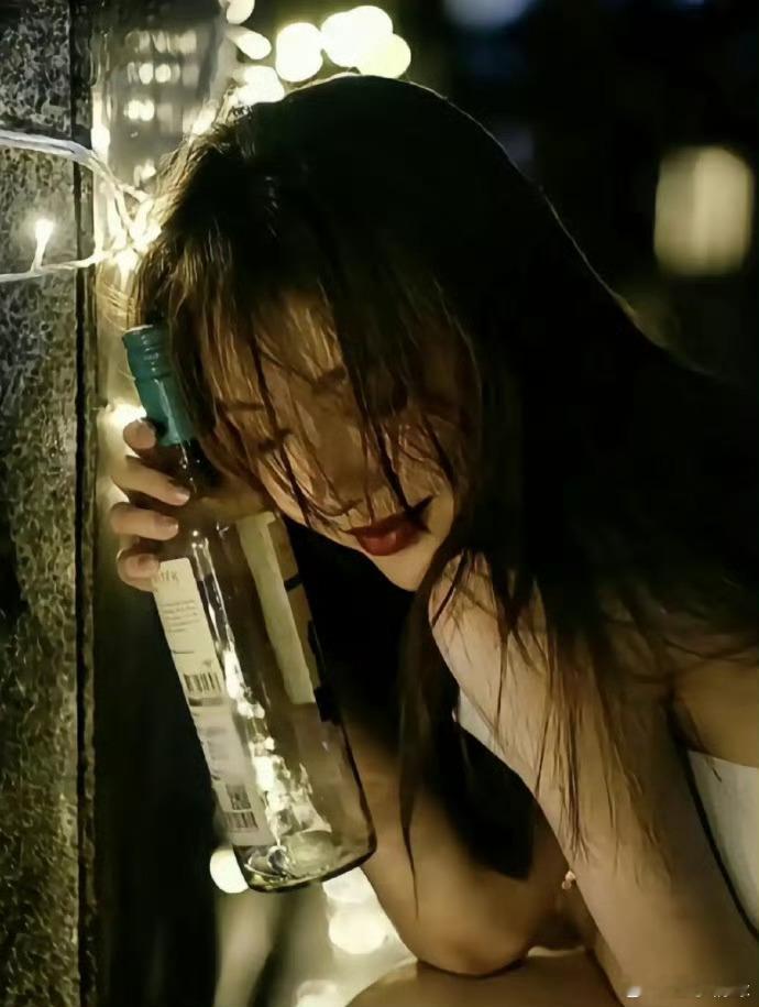 [2025]                  生活这酒            