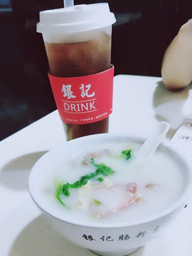 年纪越大越要管住嘴，少吃白菜白粥，多吃这3样，腿脚有劲身体好