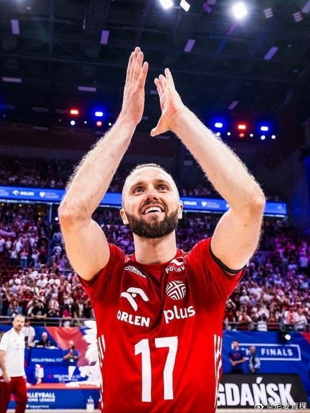 排球不落地从我入坑坡村一直都在的Zato正式告别了(09-24)2015VNL最