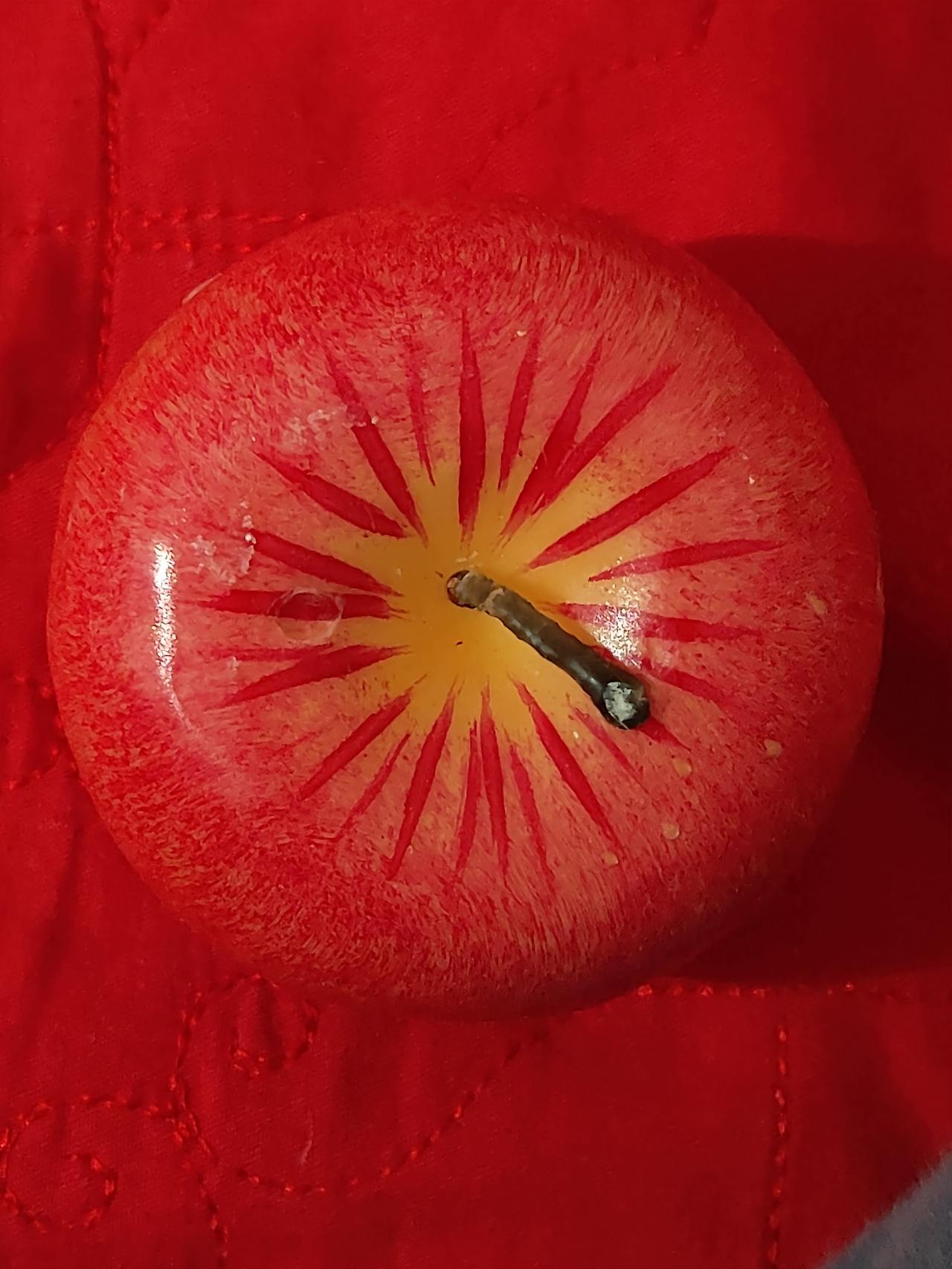 腐败是消除不了的。
只要有人类活动的地方就会有腐败。

腐败根本原因就是人的贪念