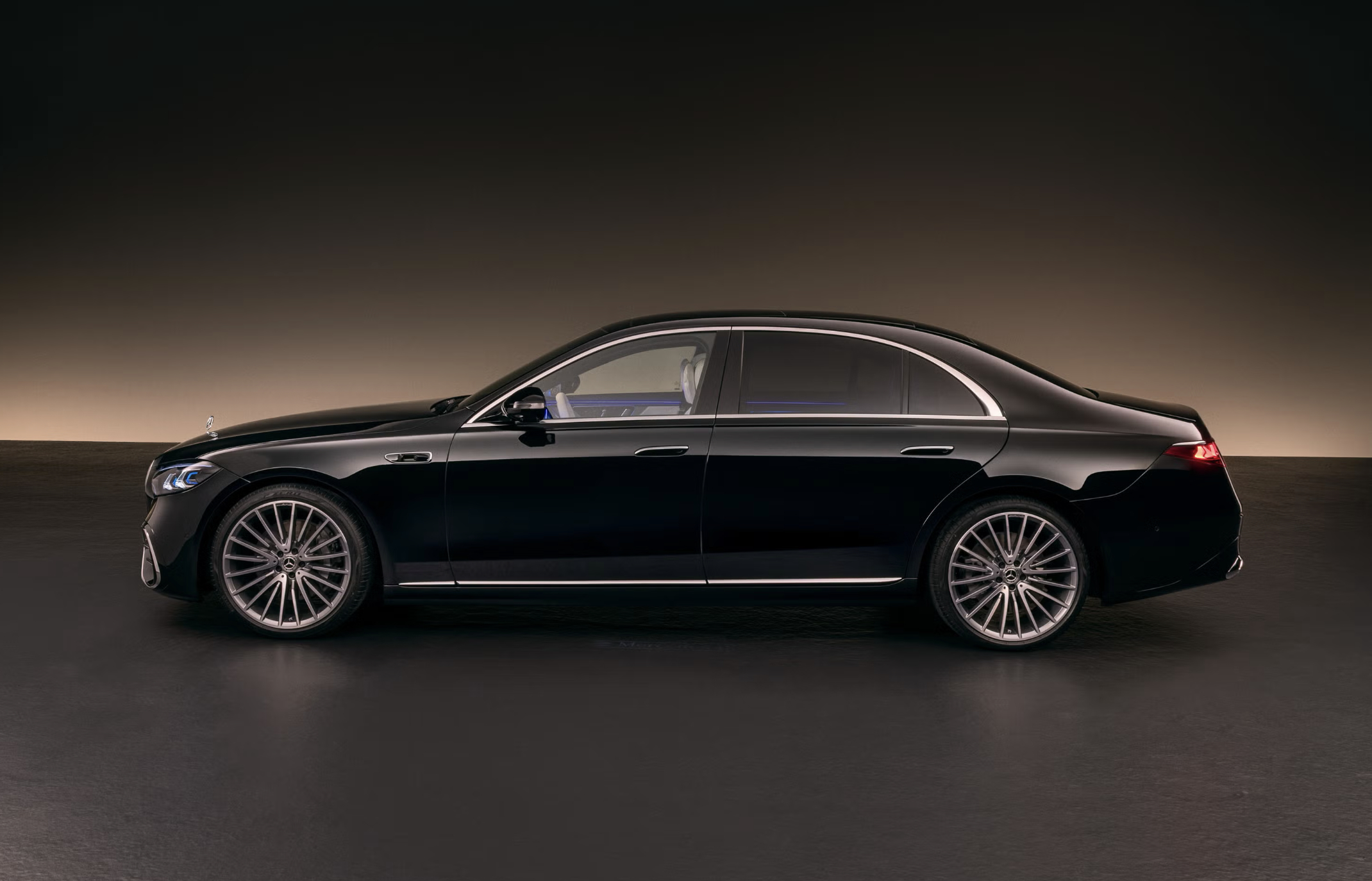 全新奔驰S级！真的越改越没有气场了2027 款 S 级官方称“超过一半零部件为全