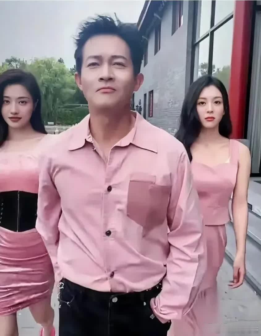 演艺圈史上最尴尬的演员非杨志刚莫属！靠着他哥哥才有戏可演，其他导演根本不待见他。