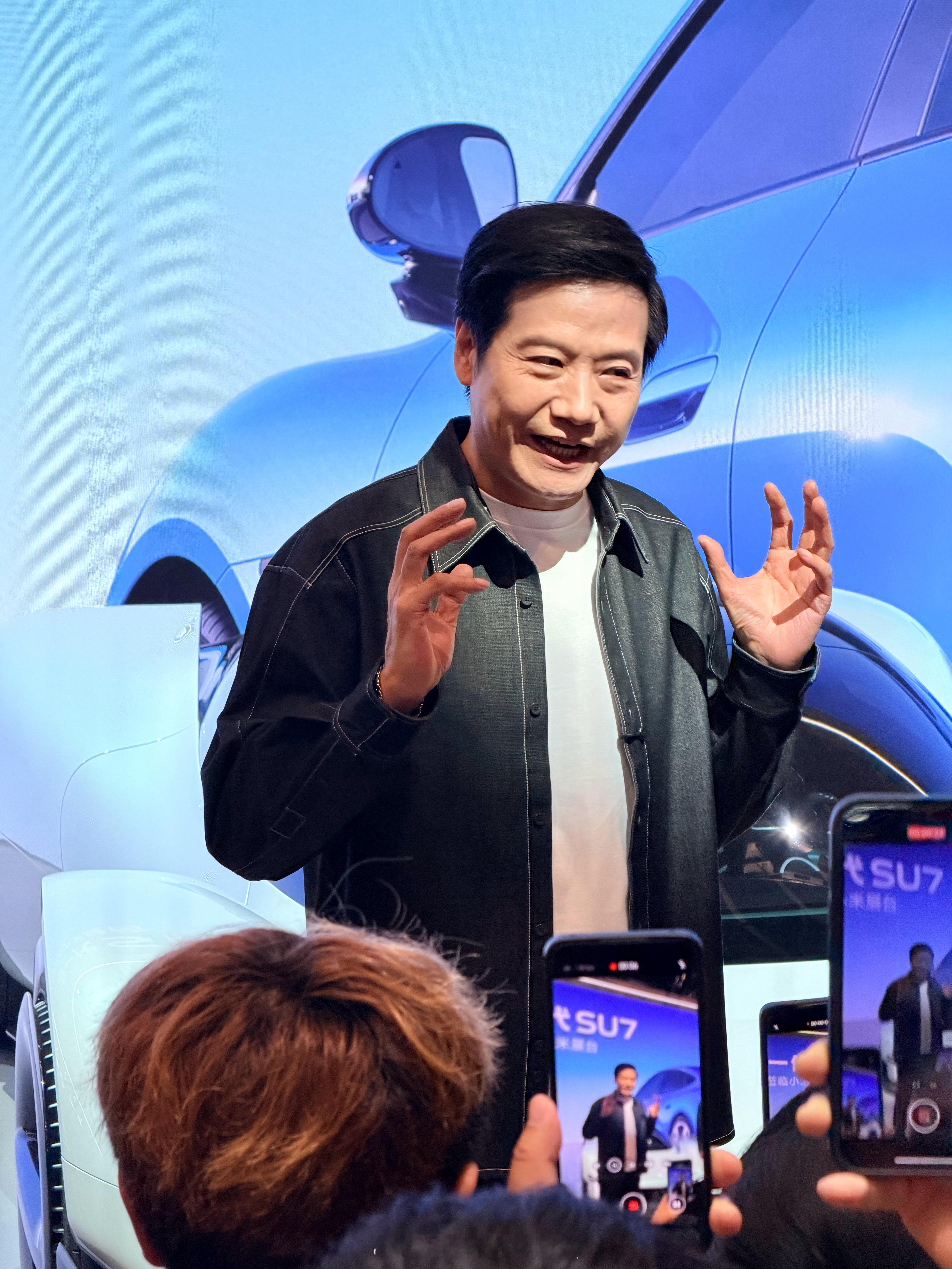 雷军本人大v聊车车评精选汽场全开小米汽车 北京·中国国际展览中心顺义新馆