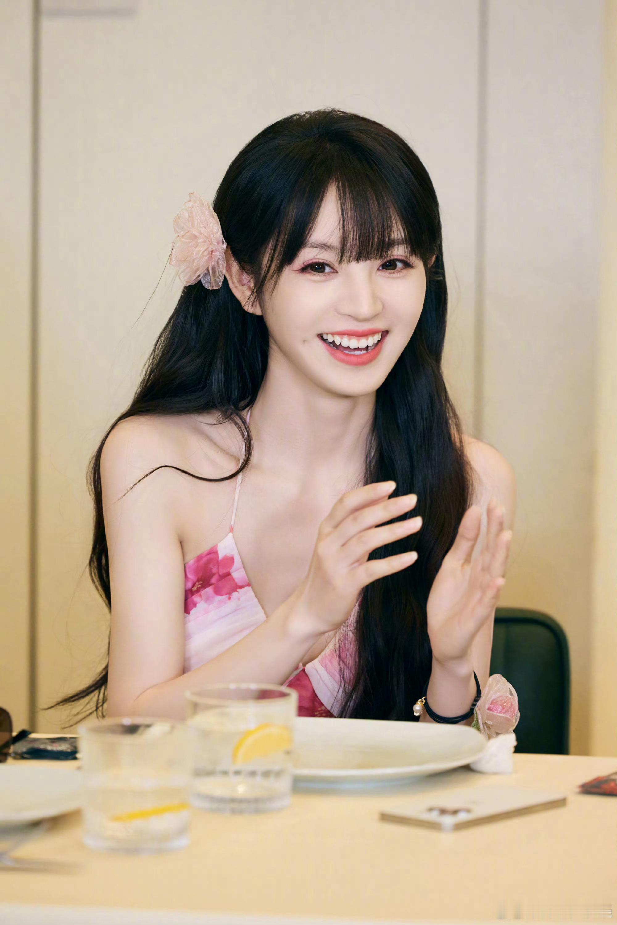 田曦薇被确诊为田细微 看《姐姐妹妹抓娃娃》田曦薇这段，真的会被圈粉！卸妆被说拖延