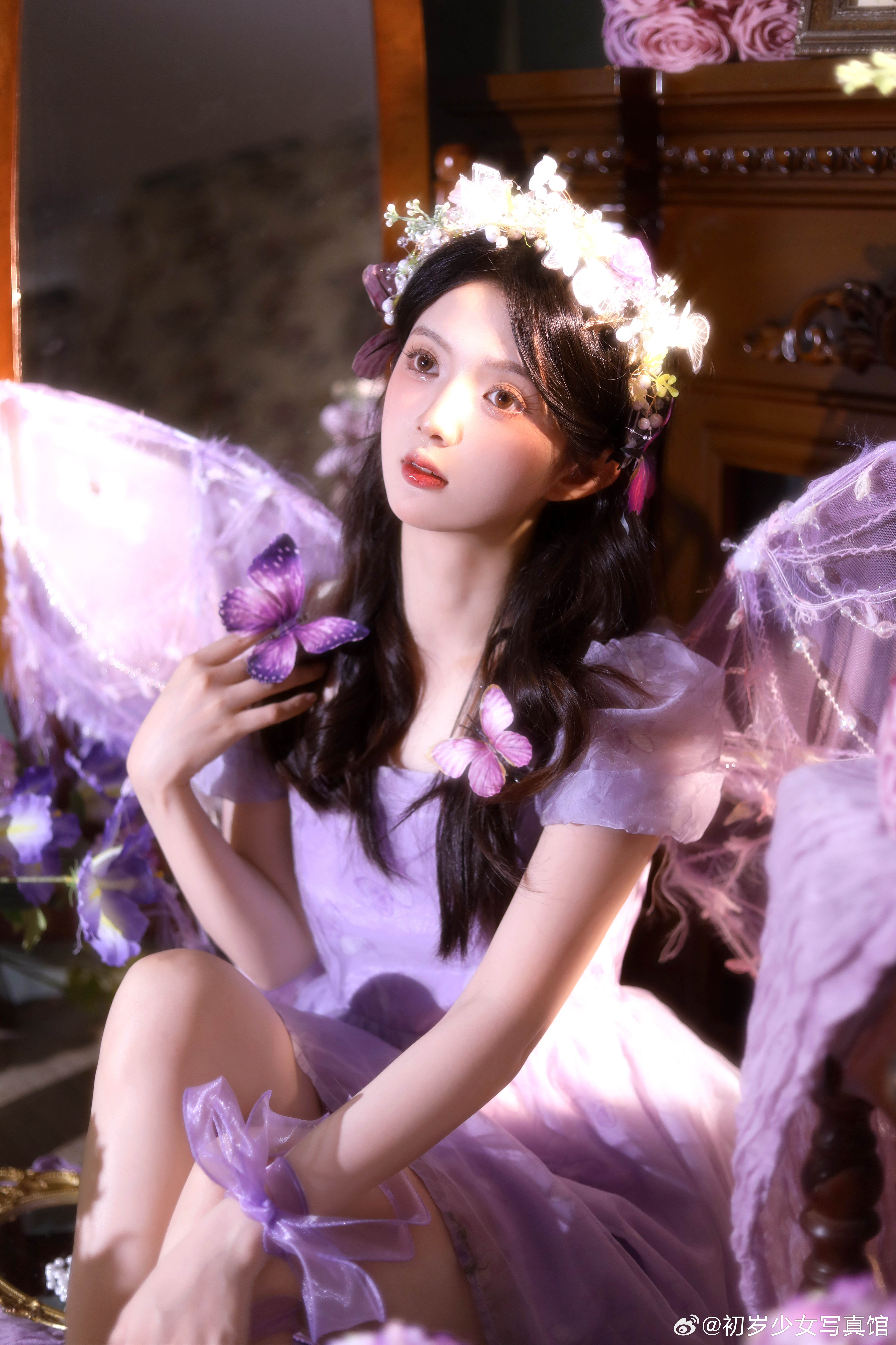沉溺于紫色梦境💜   妹妹说紫色很有韵味～🧚‍♀️：拾贰渔📷：南宁约拍[超