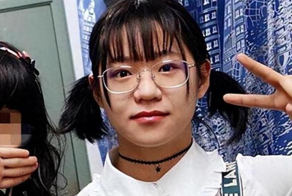 国科大硕士季子越，称侵华日军为英雄，开除学籍后扬言投奔美国
 
季子越出生在河南