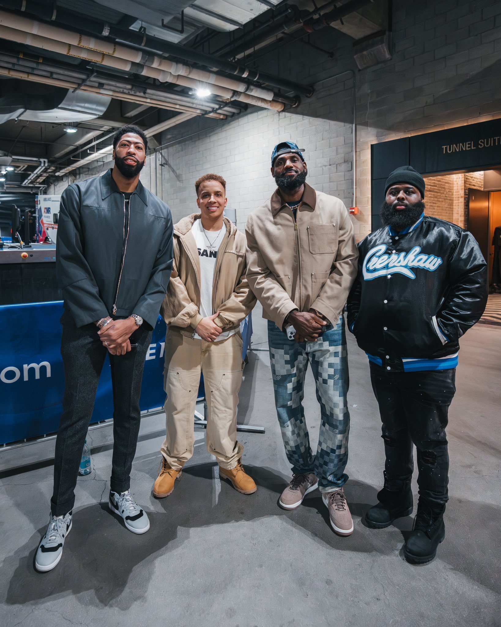 小聚一下 安东尼戴维斯