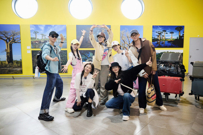 张晚意七老童心永远陪伴大家张晚意收获了六份满满的友谊 张晚意收获了六份满满的友谊