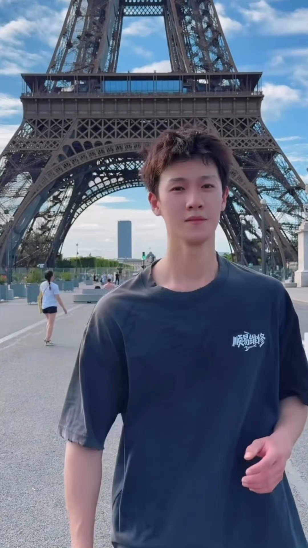 李昀锐纯素颜的含金量 ​​​