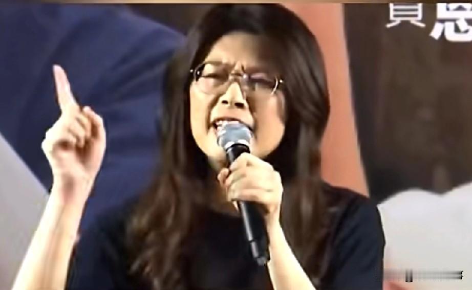 张亚中批评郑丽文的投机主义、满口谎言，欺骗民众！
    在国民党主席参选人辩论