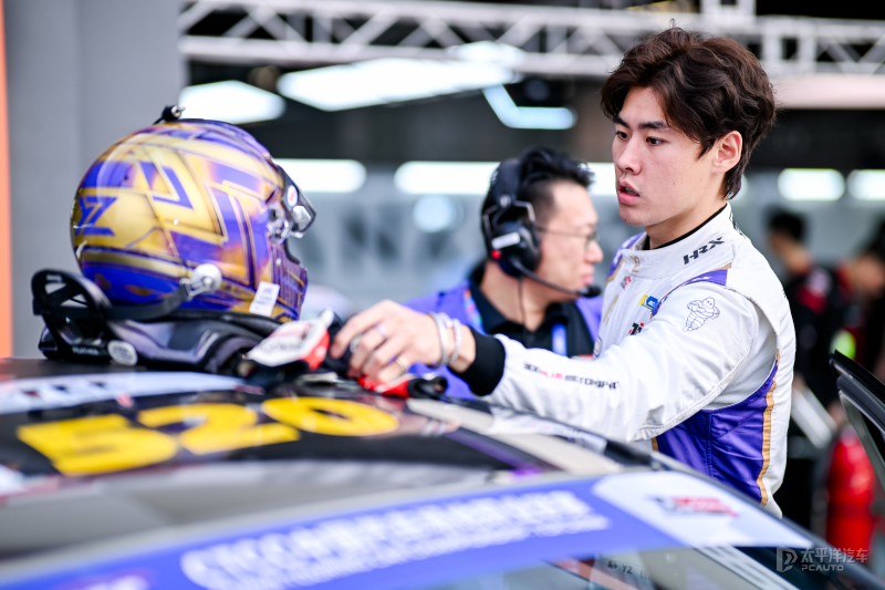 TCR China成都站落幕 领克捷凯车队提前拿下年度车队总冠军