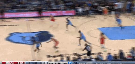 实力犹在！莫兰特反击飞扣打回悬念！
在今天NBA常规赛灰熊对阵老鹰的第四节比赛中