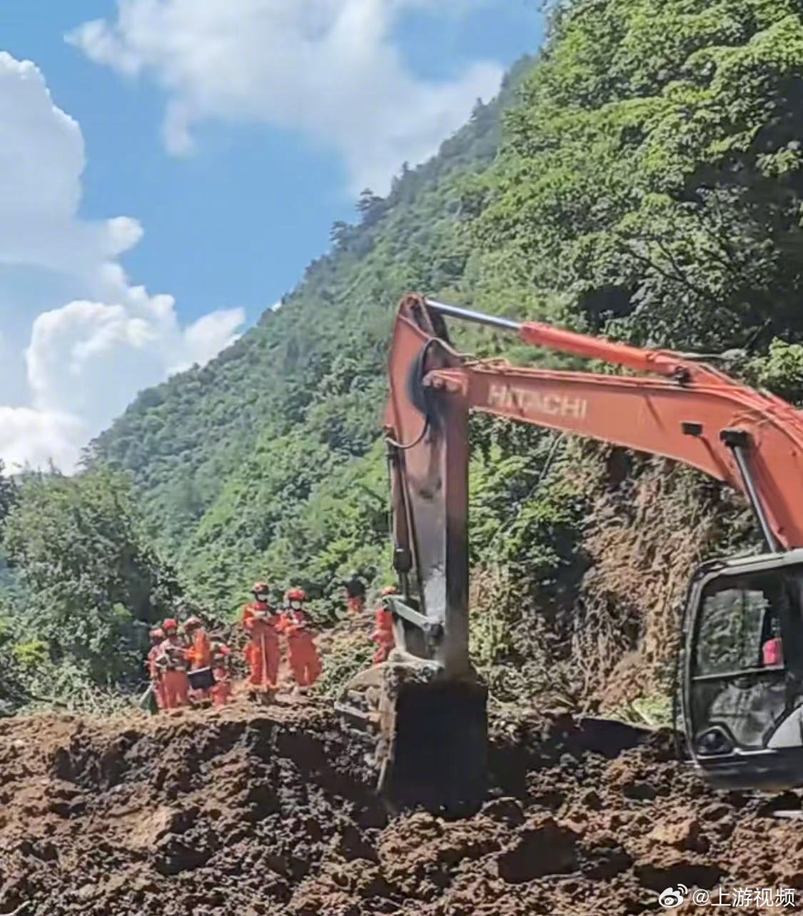#陇南滑坡被埋人员多为林场工人#【#多部门回应甘肃陇南滑坡救援情况#】据新华社消