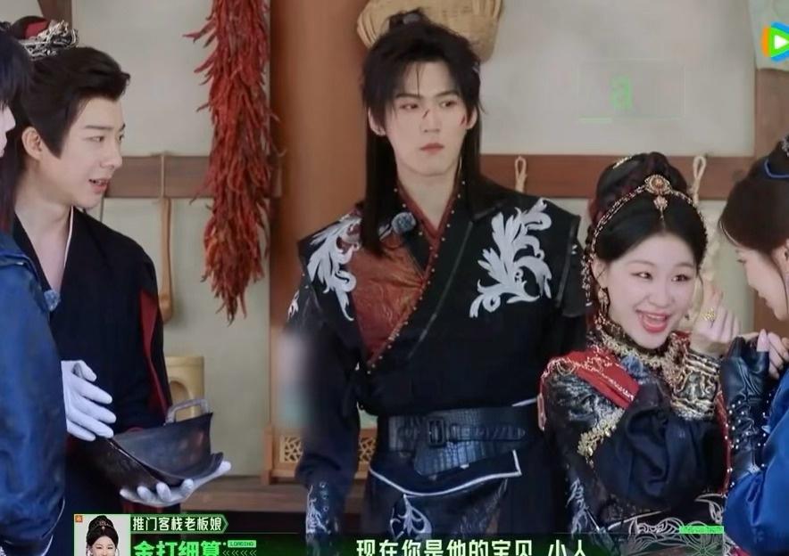 哈哈哈哈哈熬夜背梗还是比不上天赋型选手

金靖 baby小人 ​​​