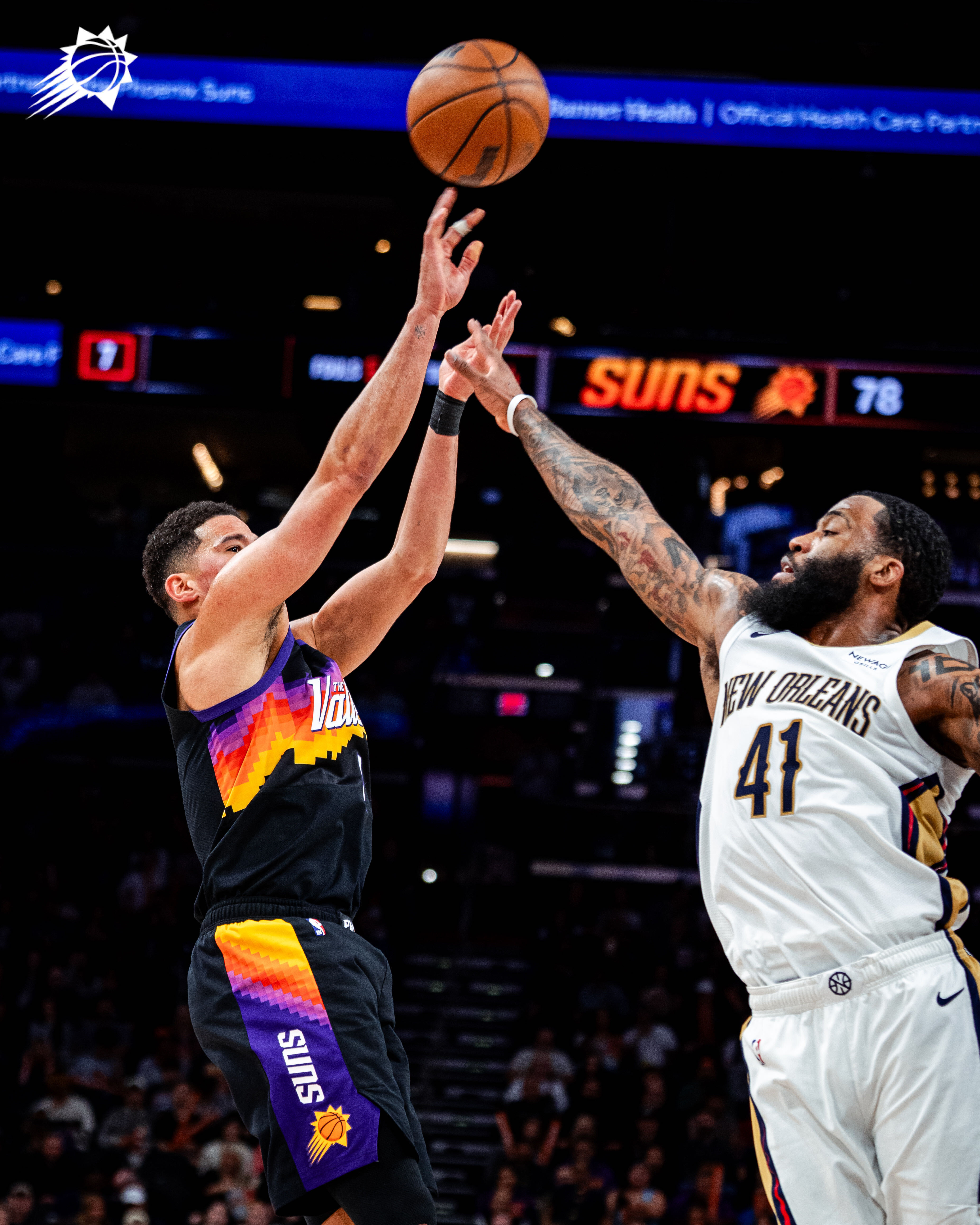 FLM 三分 布克后仰  👌 80-73暂时领先 