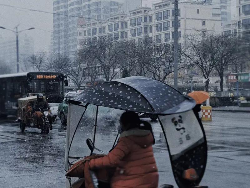 1月17日消息，国家防减救灾办向河南派出工作组了。眼下中东部要迎来今年最大范围雨