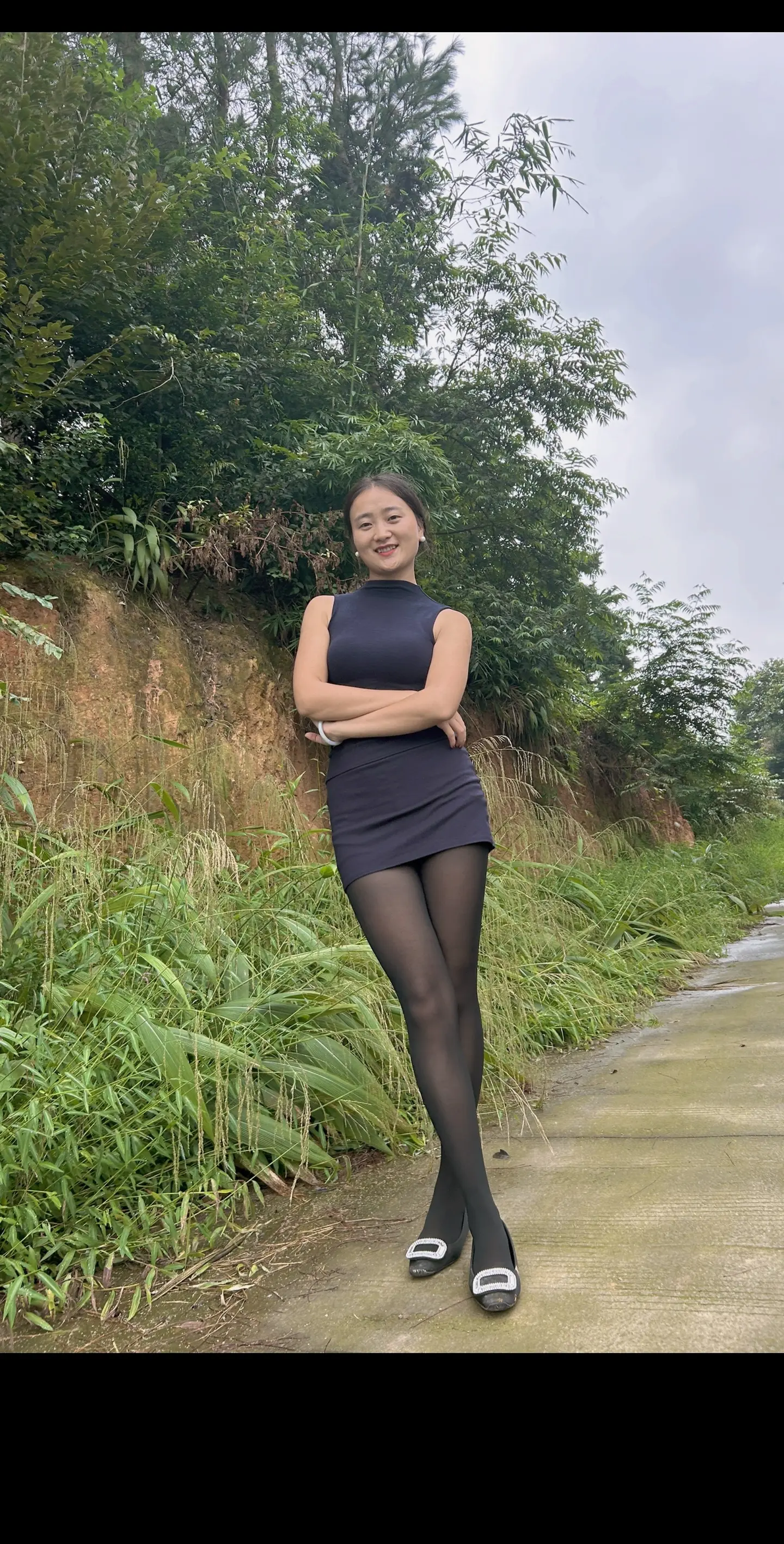 用时间和心看人，而不是用眼睛，珍惜才配拥有，在乎才能长久！