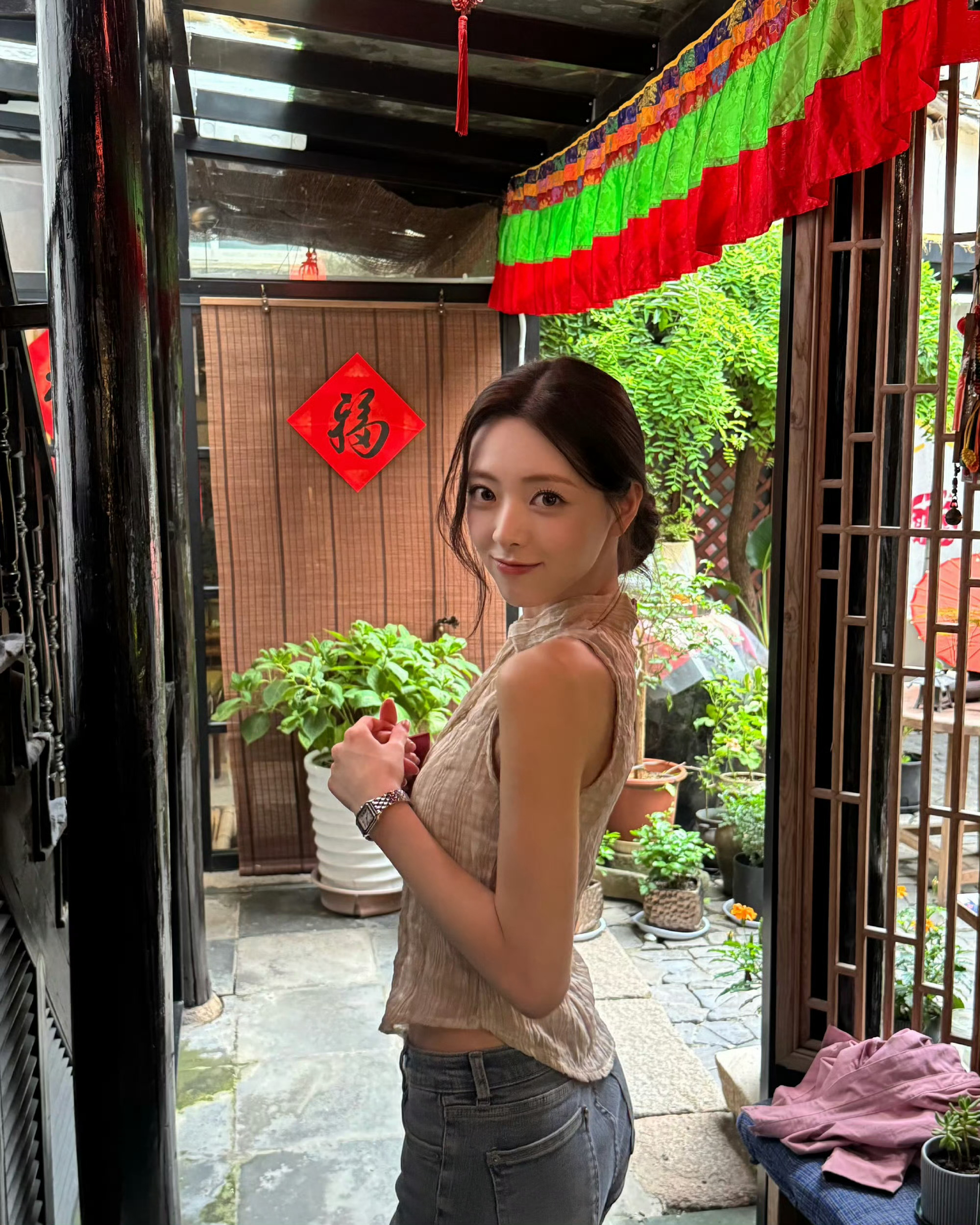 她真可爱呀 