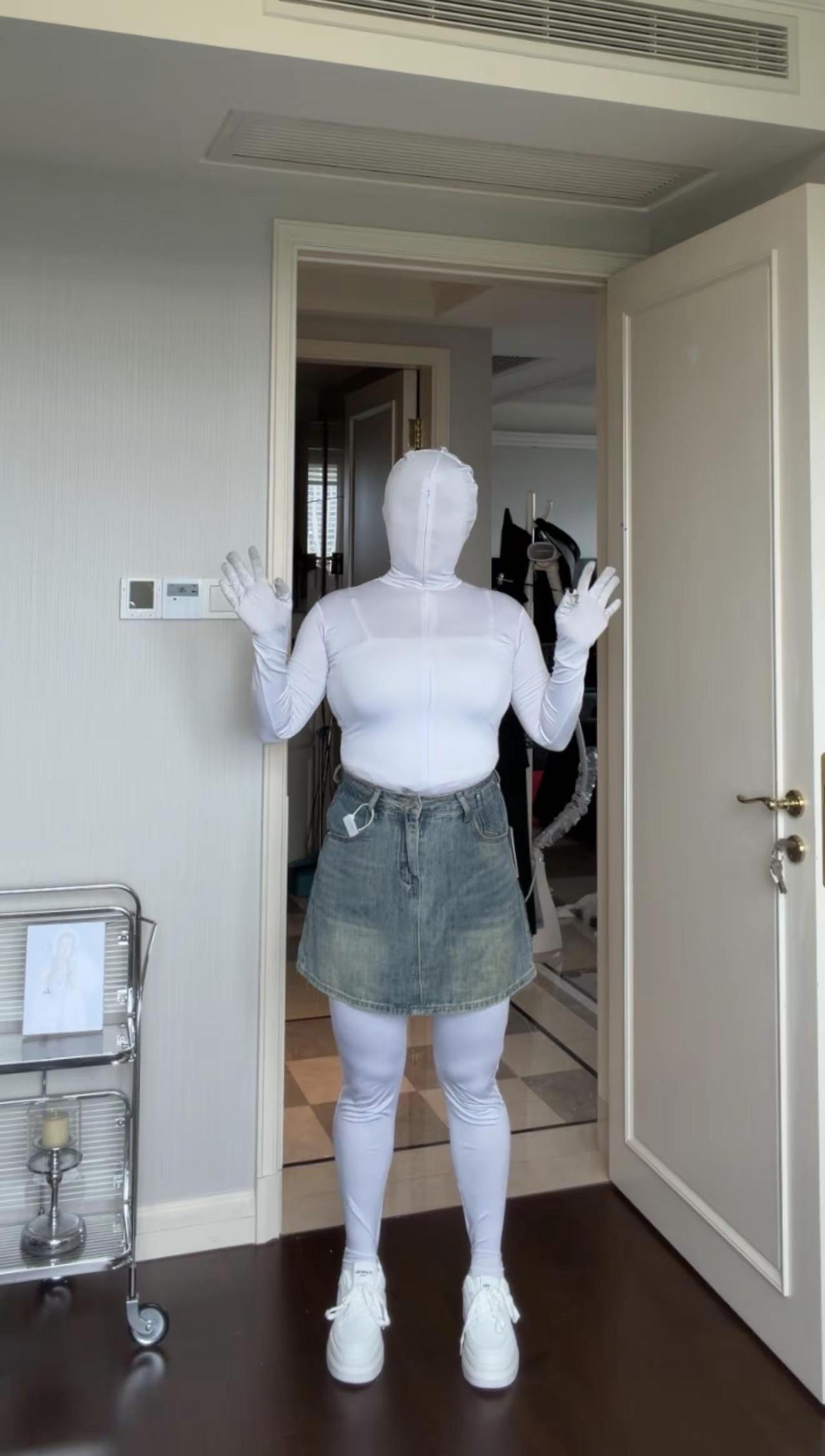 衣服给我拿好了呀。微胖女生 微胖穿搭 裤子 裙子