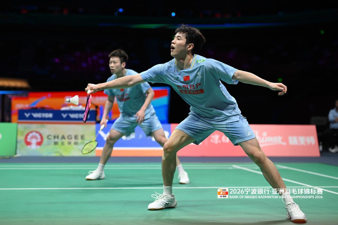 2026年亚洲羽毛球锦标赛男双半决赛，何济霆/任翔宇13-21、20-22不敌韩