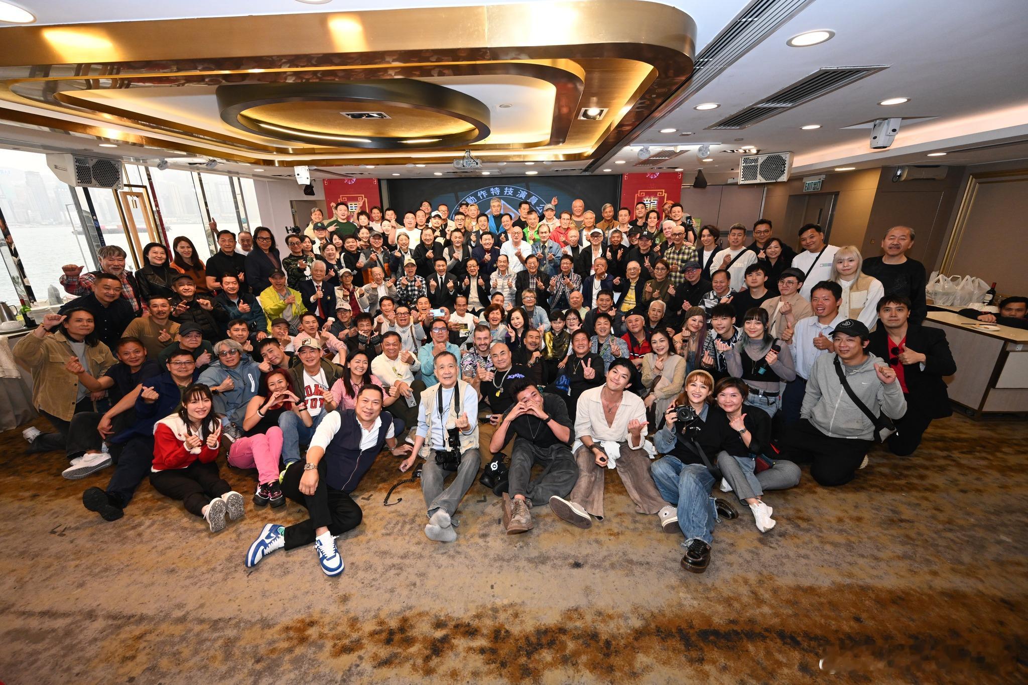 特技演員工會春茗盛典落幕 唐季禮獲傑出貢獻獎.龍年新春，香港電影業暖意融融。大年