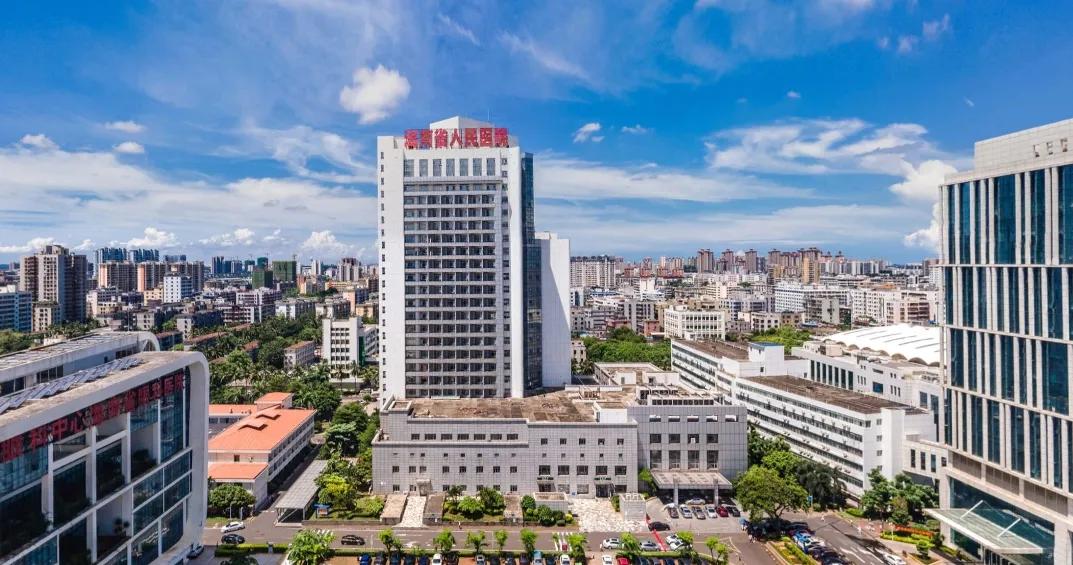 因为有过度检查，重复收费，超标收费，海南省人民医院被医保局罚了1506余万！这个