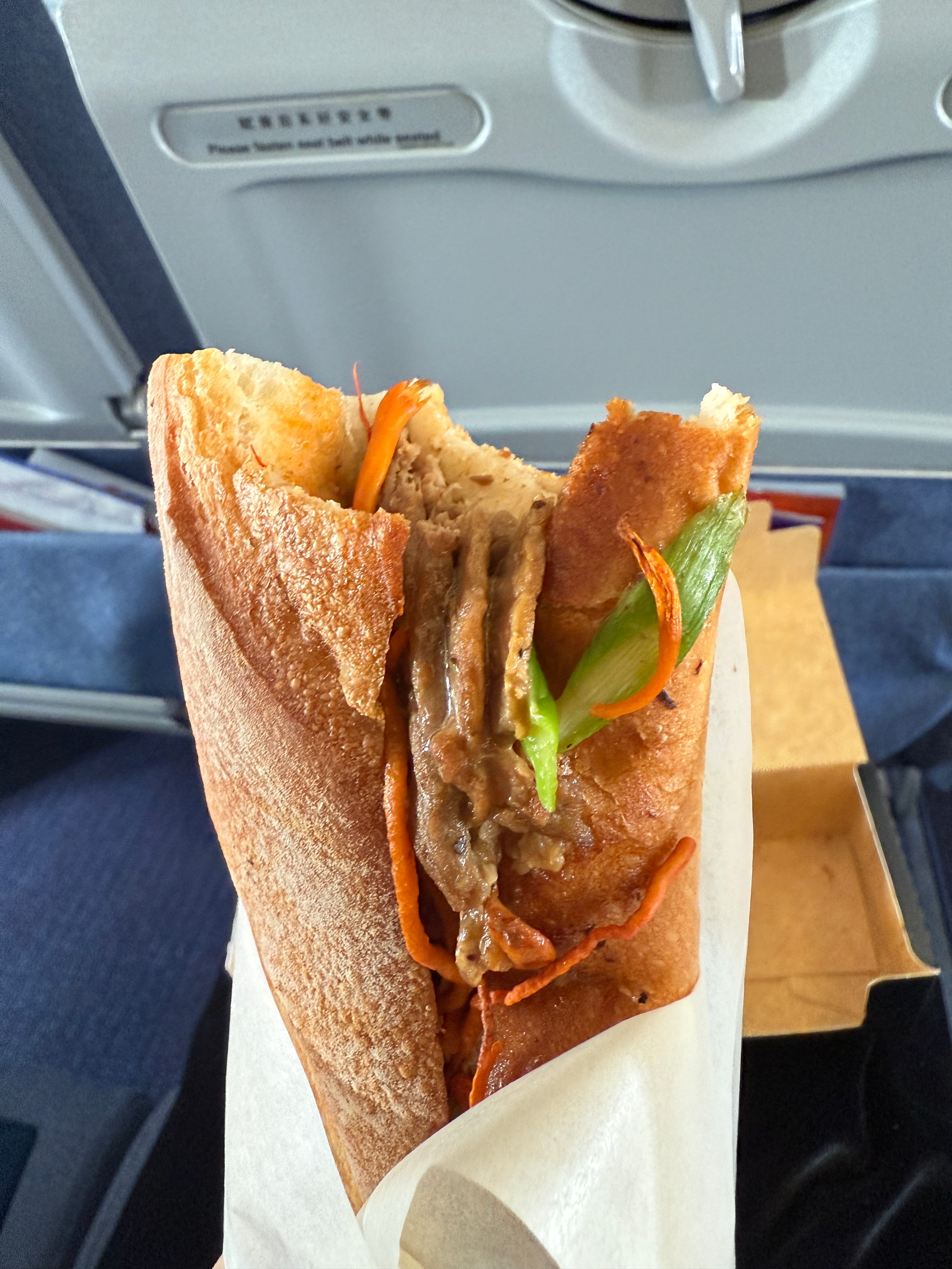 二月二龙抬头应该吃点啥今天农历二月初二，也就是大家说的龙抬头啃个我最爱的法棍🥖