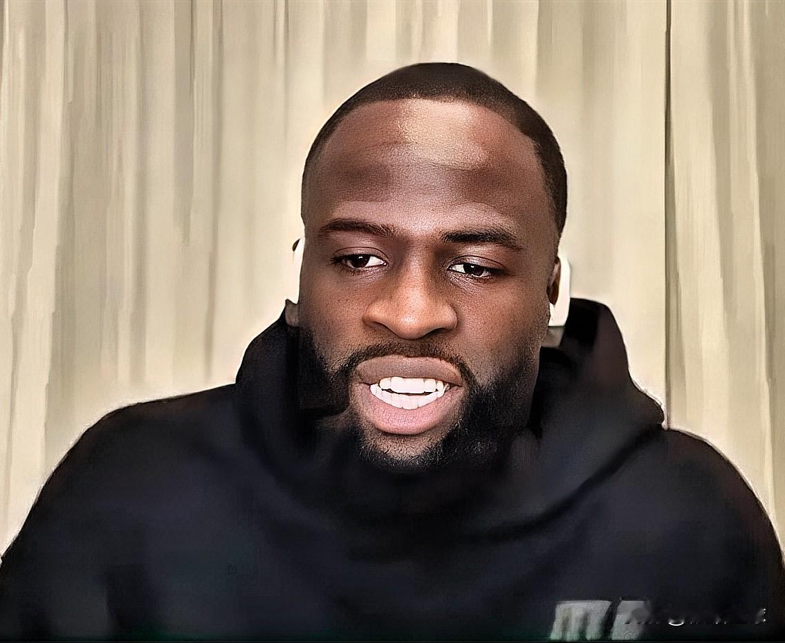 勇士恶汉追梦格林真是恬不知耻啊！

格林近日在播客节目中谈到自己的打球风格时说道