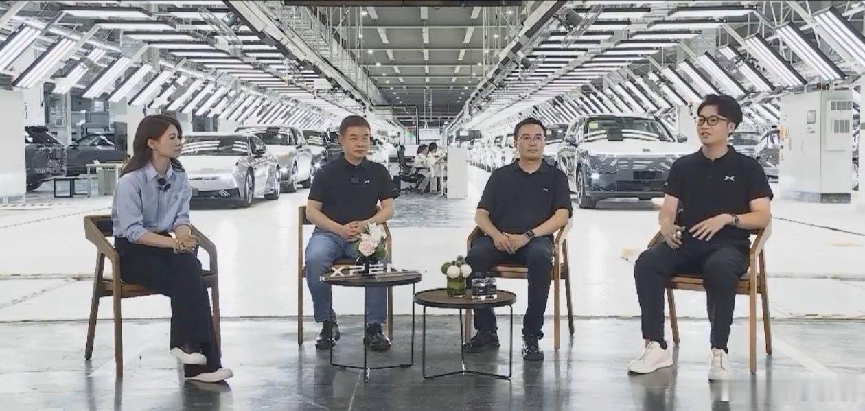 何小鹏辟谣加价优先提车何小鹏称正督促GX供应链提产能 看了何小鹏直播内容，总算踏