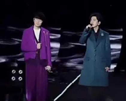 不认为林俊杰比李健唱得好

刷到过歌手李健、林俊杰合作演唱的《传奇》，对于两人的