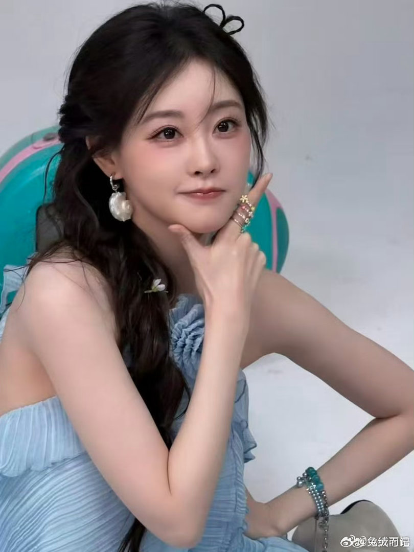 祝绪丹三种声线配音 每一种音色都配了不同的语气和情绪，换声就像换人设，这种声音塑