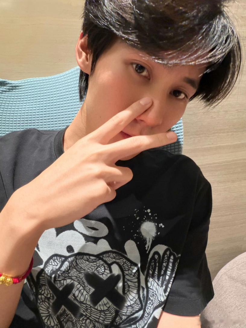 张真源高会更新：每天进步一点点✌🏻 