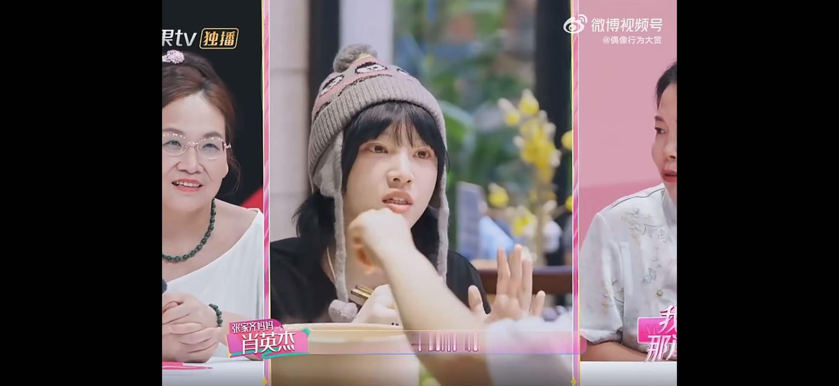 黄灿灿是单亲家庭黄灿灿出生起就没有爸爸的概念我家那闺女看完黄灿灿的故事很感慨。缺