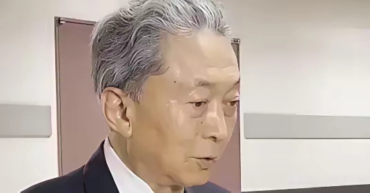 鸠山由纪夫怎么也没想到，中国当初免掉战争赔偿的善举，竟然成为了今天日本“右翼”嚣