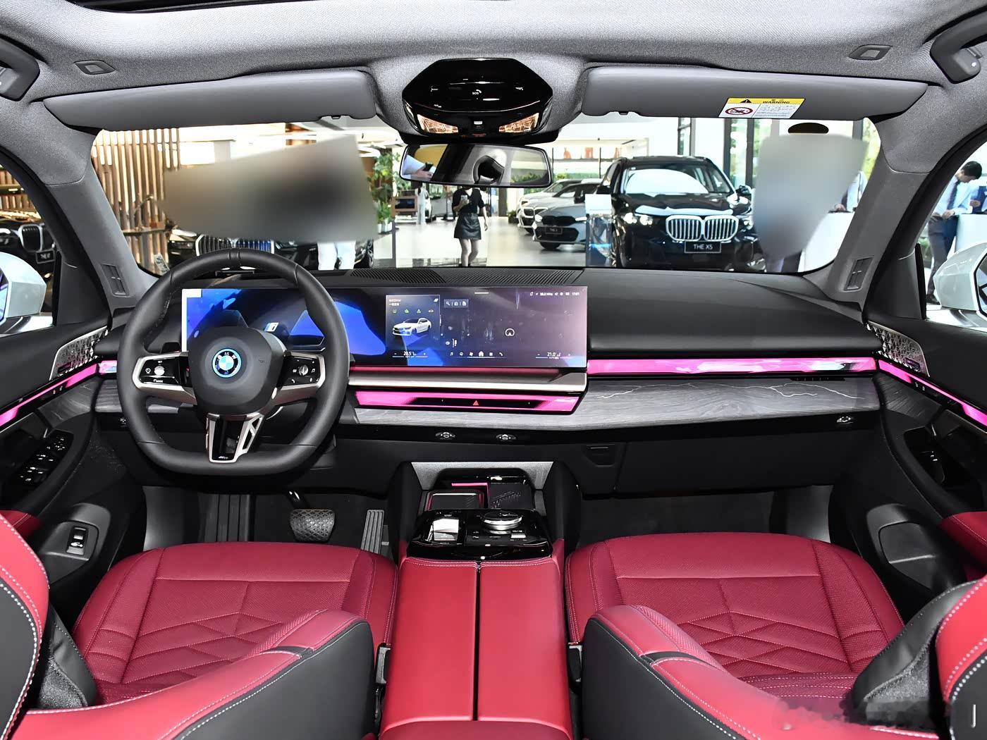 近日，我们从宝马品牌官方获悉，旗下的2026款宝马i5正式上市，新车共提供3种配