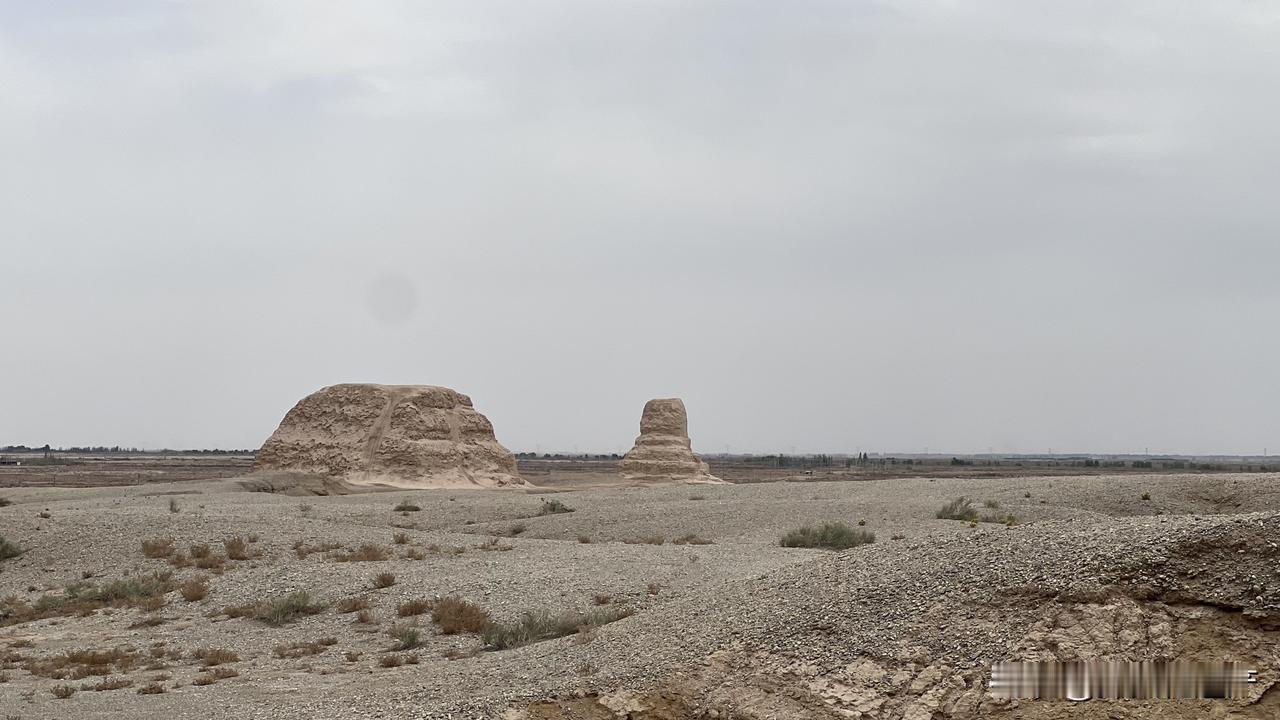 新疆喀什莫尔寺遗址，始建于三世纪，到十世纪后逐渐废弃，也是位于中国最西部、保存最