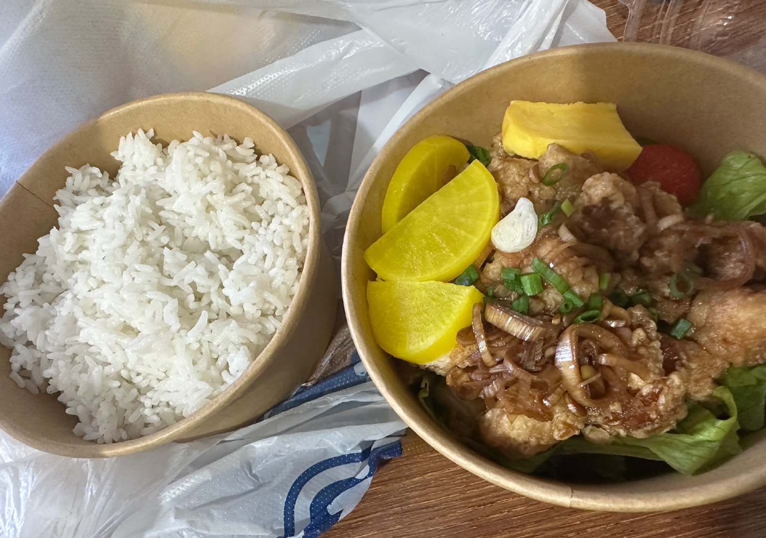 吃饱喝足 