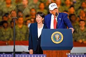 我个人总结几个原因：
第一，被压抑的民族主义情绪，说白了，日本长期被美国压制，不