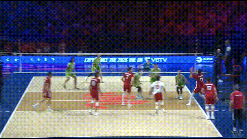 很明显没碰 