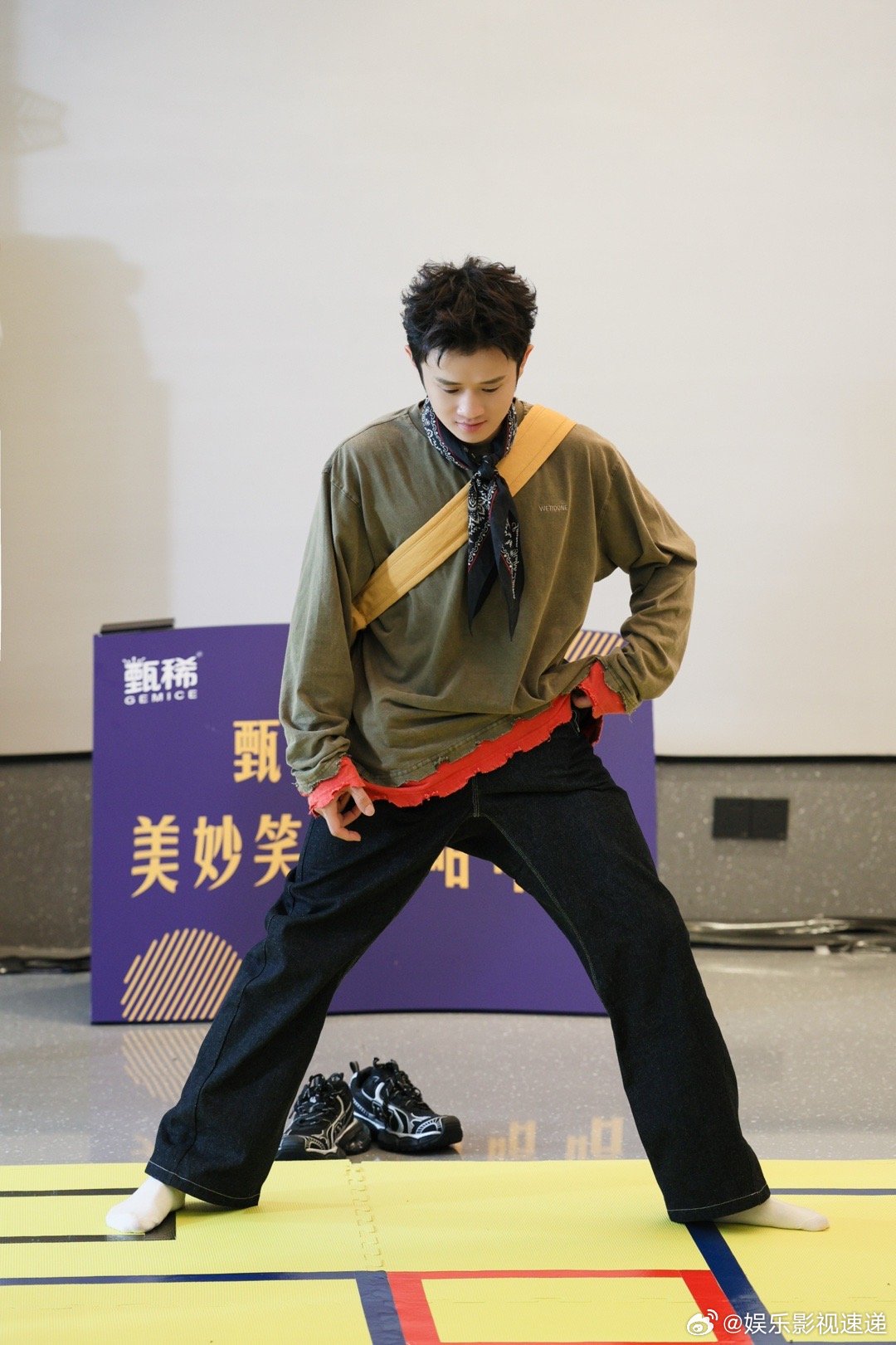王勉可以预判但此题无解 哈团“欺负”王勉名场面！能预判题目走向，却解不开难题，这