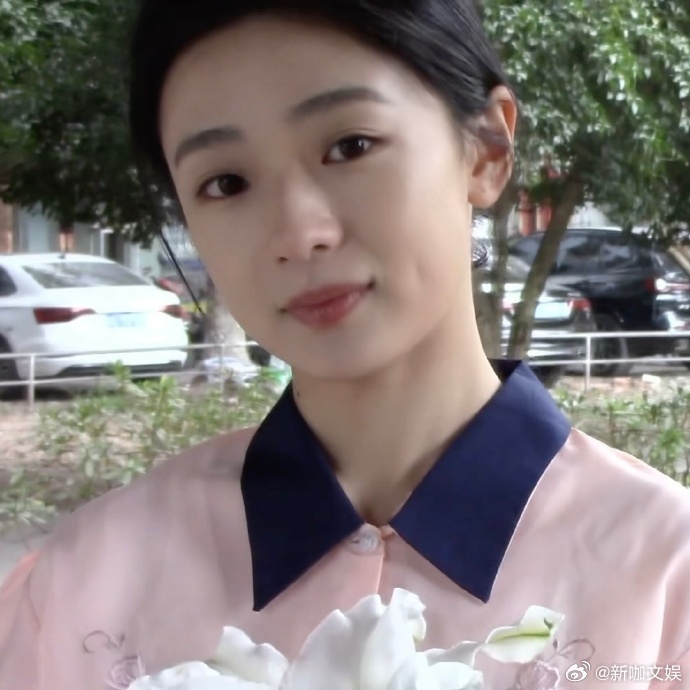 王和白月光的权威我后知后觉王和和白月光的适配度王和这组写真一出来，直接让我后知后