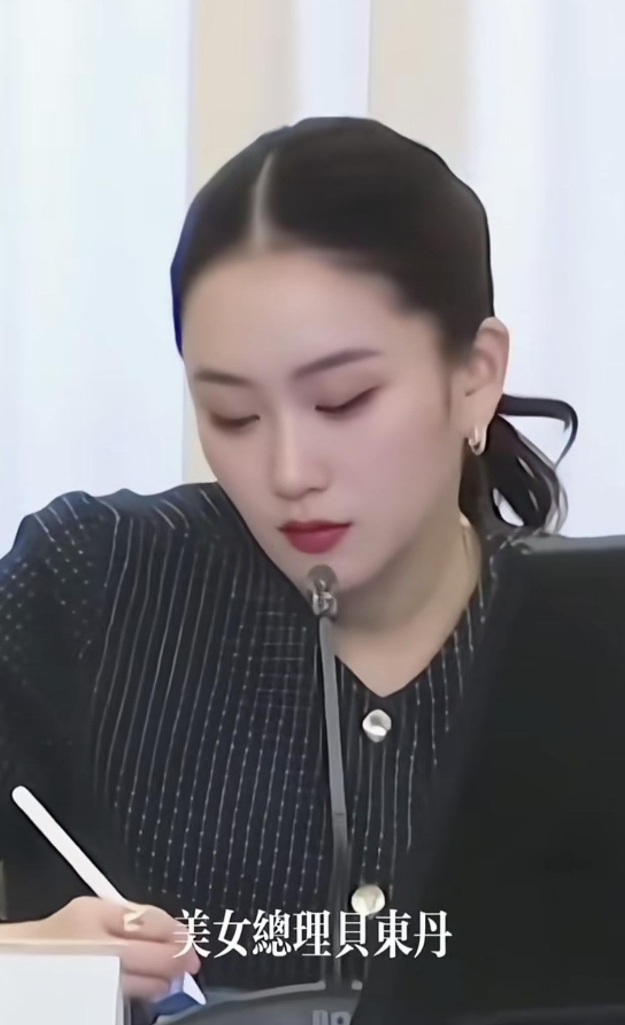 泰国方面突然宣布要逮捕洪森父子，很多人说，人家洪森父子也不可能去你泰国，你们做梦