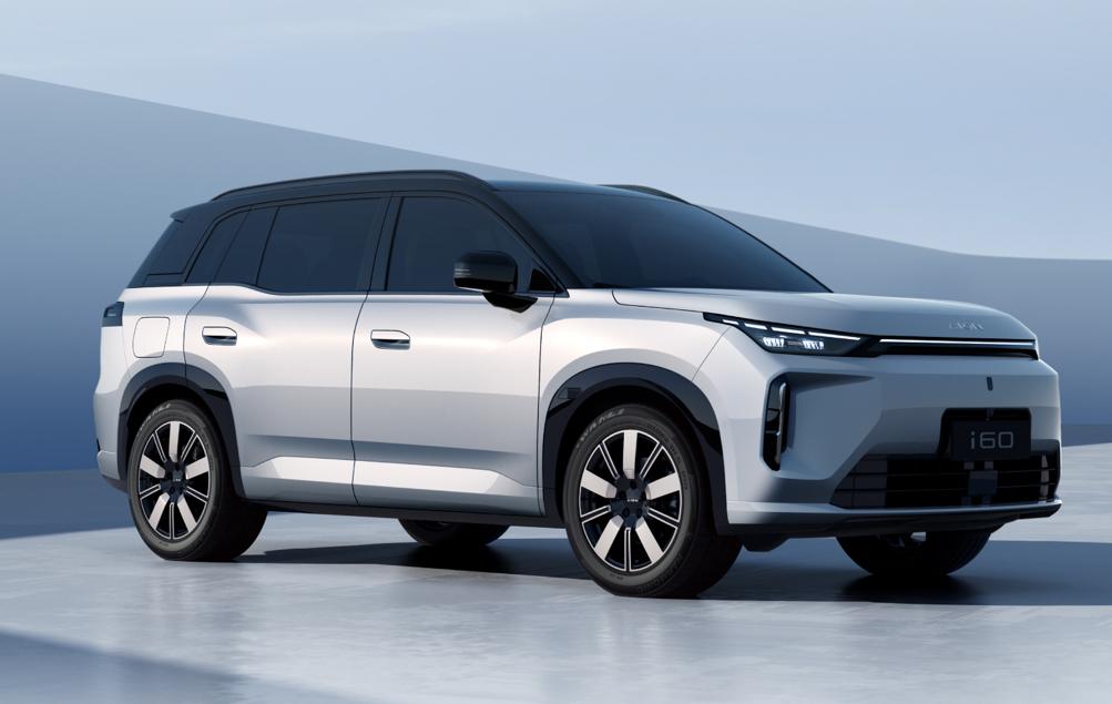 从门把手看新能源车：设计该为实用让步

当下新能源车的设计越发追求形式感，不少车