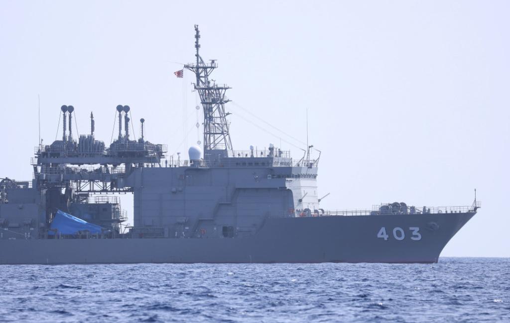日本驱逐舰凉月号闯入我领海的可能推理：那就是我们通过演习，设置了一个科目，通过电