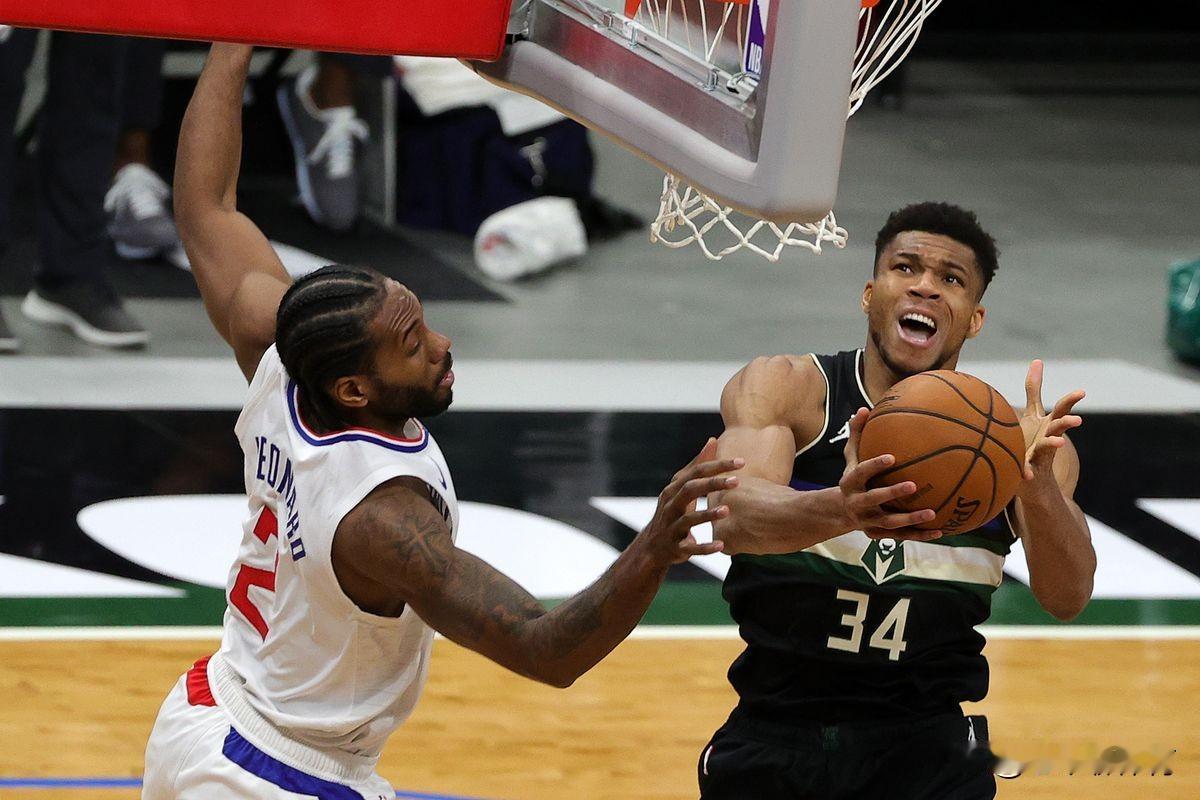 在哈登被交易后，很多人可能忽略了一个问题，那就是交易市场上又多了一条大鱼！
在用