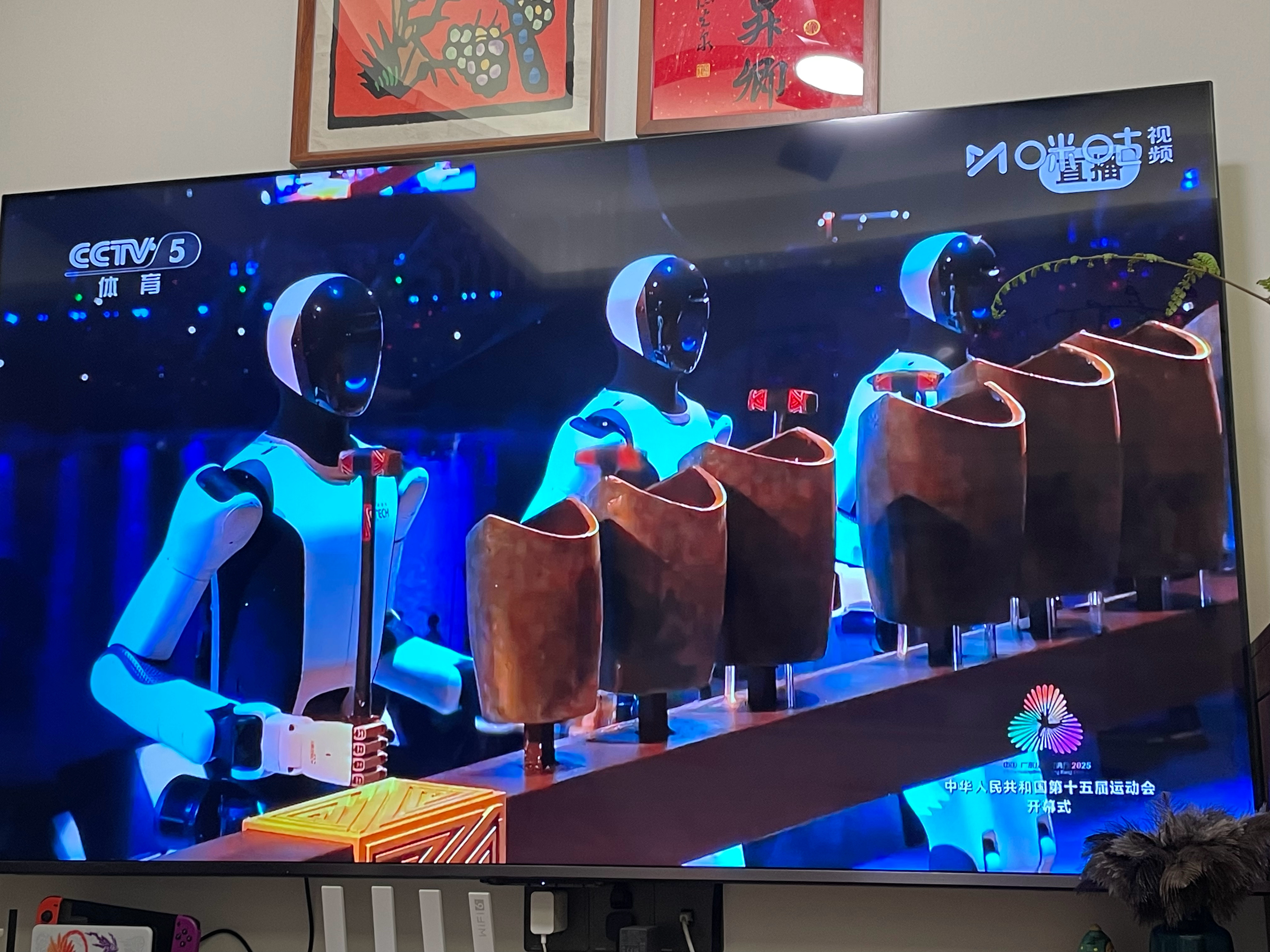 十五运广汽送福利全运会开幕式太有看点了哈哈哈[憧憬] 机器人敲编钟，活泼可爱的喜